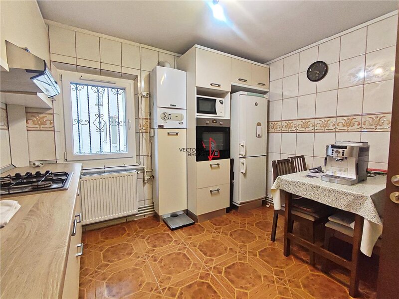 Doamna Ghica, Pancota, et. 1, hol H, centrala termica, mobilat, utilat bloc 1991